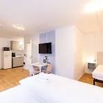 Nette Mit Terrasse Apartment Wurzburg