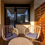 Nette Mit Terrasse Wurzburg