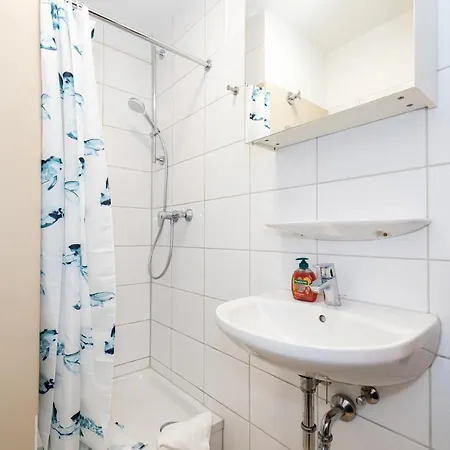 Apartment Nettes Mit Terrasse
