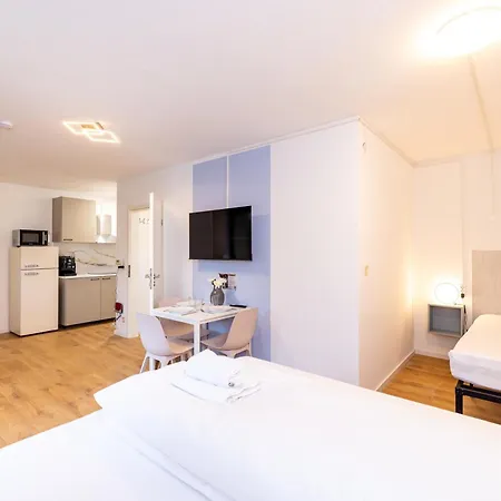 Nette Mit Terrasse 아파트 뷔르츠부르크