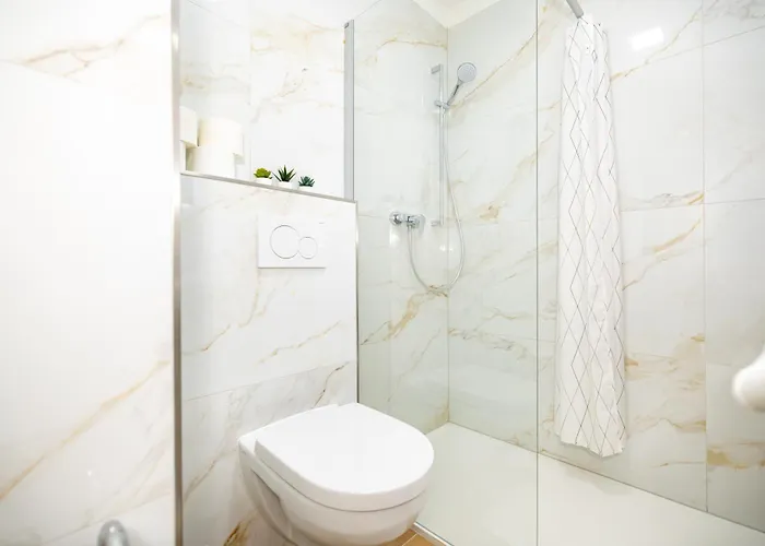 Appartement Nette Mit Terrasse Würzburg