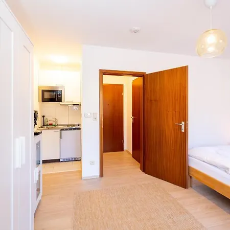 Nettes Mit Terrasse Apartament